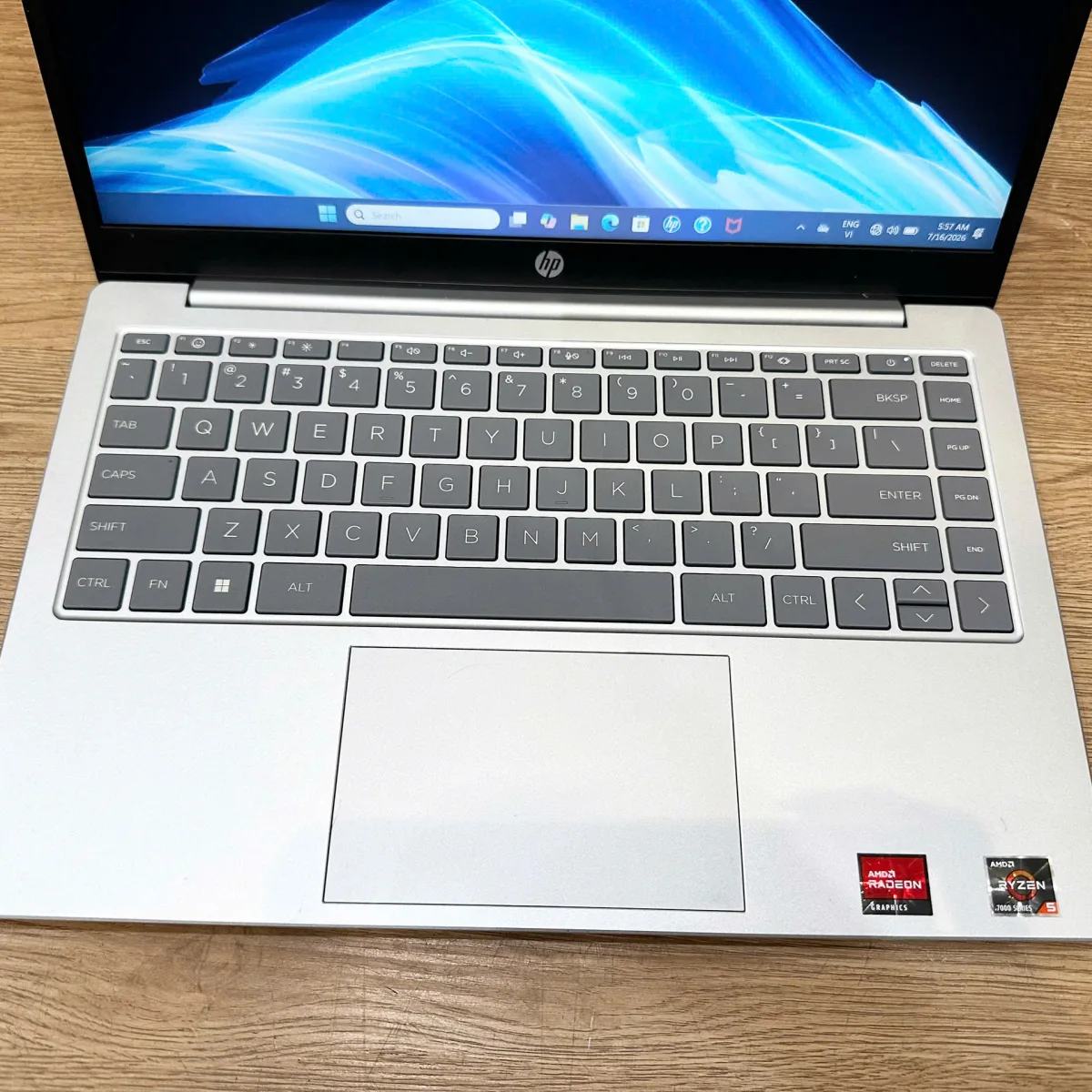 HP 14-em0086AU R5 7520U/16GB/512GB/14''FHD/AMD Radeon Graphics/Win11_Bạc Cũ đẹp