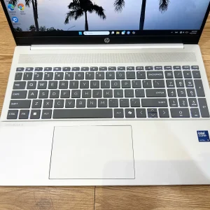 HP OmniBook 5 AI 16-af1046TU U5-225U/16GB/512GB/16"Touch/Win11+HS24 Bạc Cũ