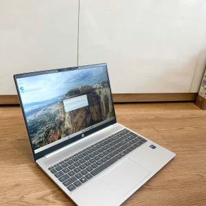 HP OmniBook 5 AI 16-af1048TU U5-225U/16GB/512GB/16″/Win11+HS24 Bạc Cũ