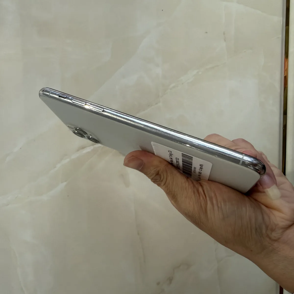 Iphone 11 Pro Max 64 Trắng Cũ