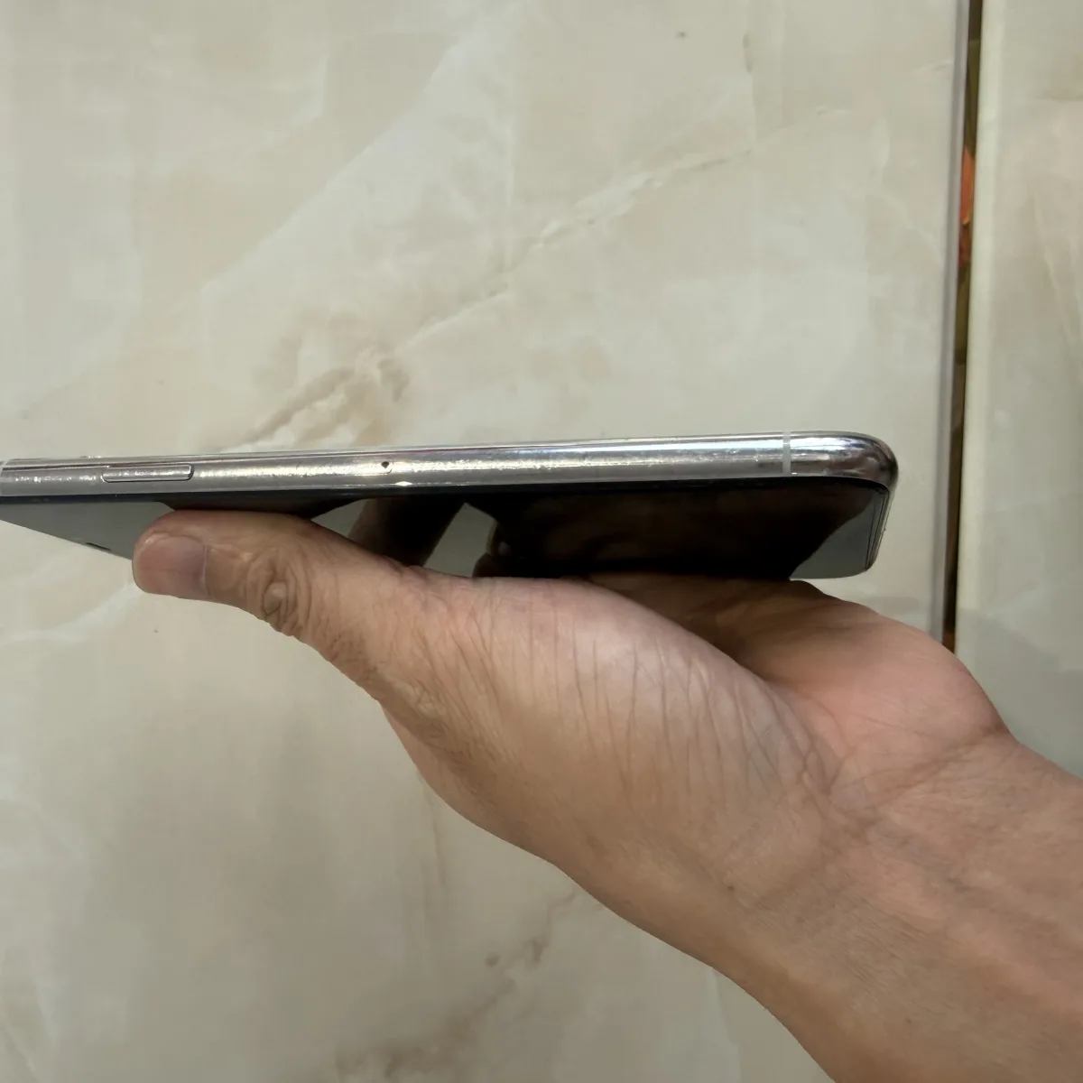 Iphone 11 Pro Max 64 Trắng Cũ