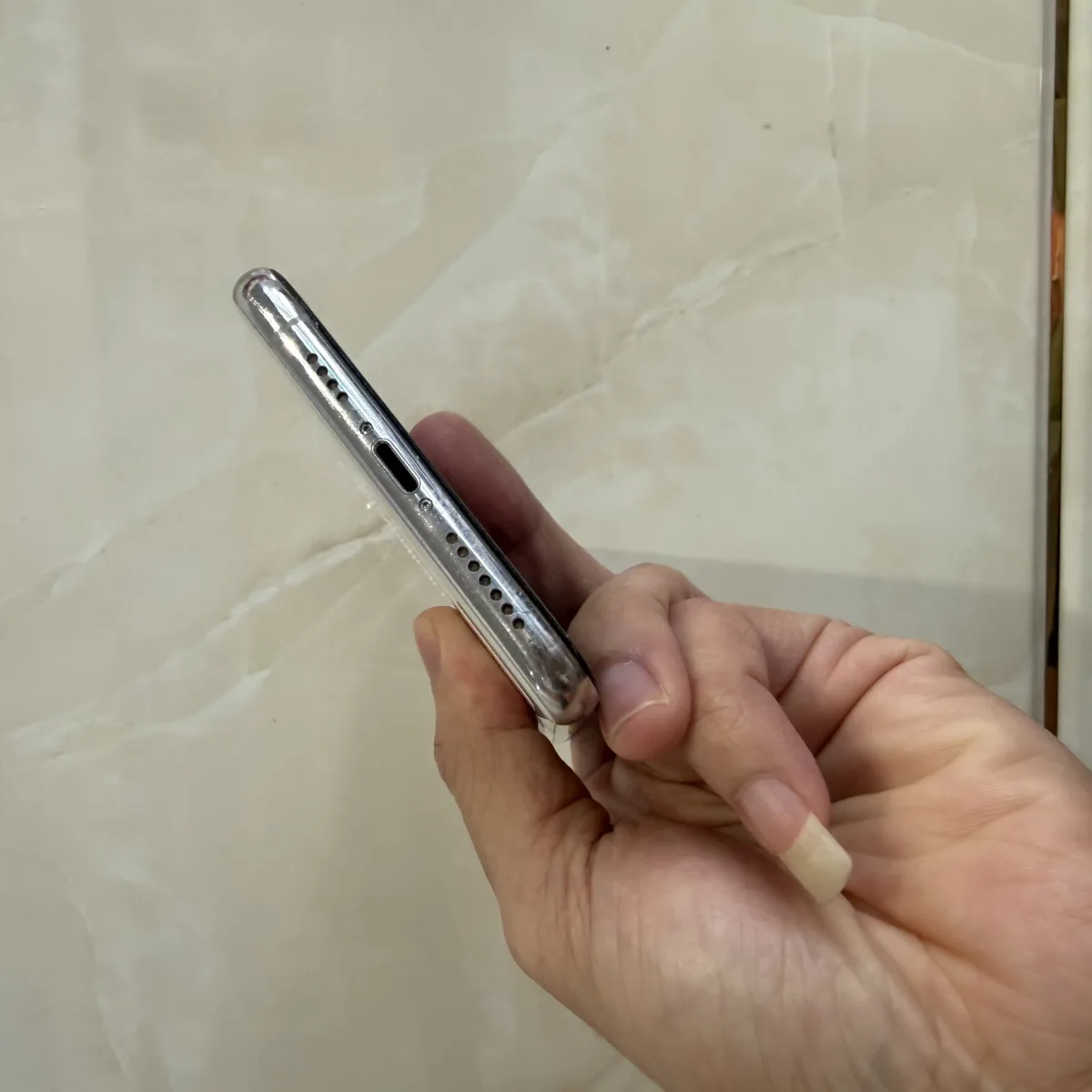 Iphone 11 Pro Max 64 Trắng Cũ