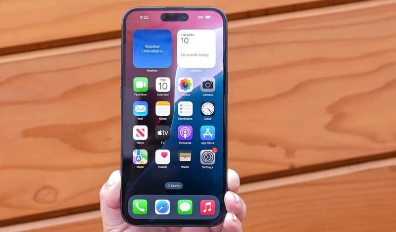iPhone 16 Plus sở hữu màn hình Super Retina XDR OLED