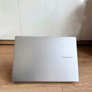 Asus Vivobook 16 X1607CA-MB990W Ultra 7-255H/AI/16GB/512GB/16"/Win11 Bạc Cũ