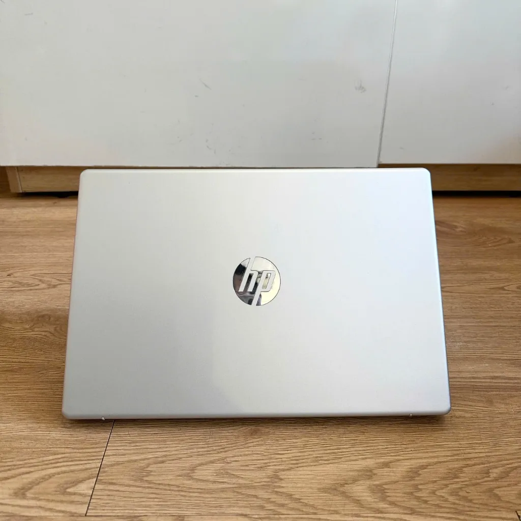 HP 14-hc0028TU Ultra 5-225U/AI/16GB/512GB/14" FHD/Win11 Bạc Cũ đẹp