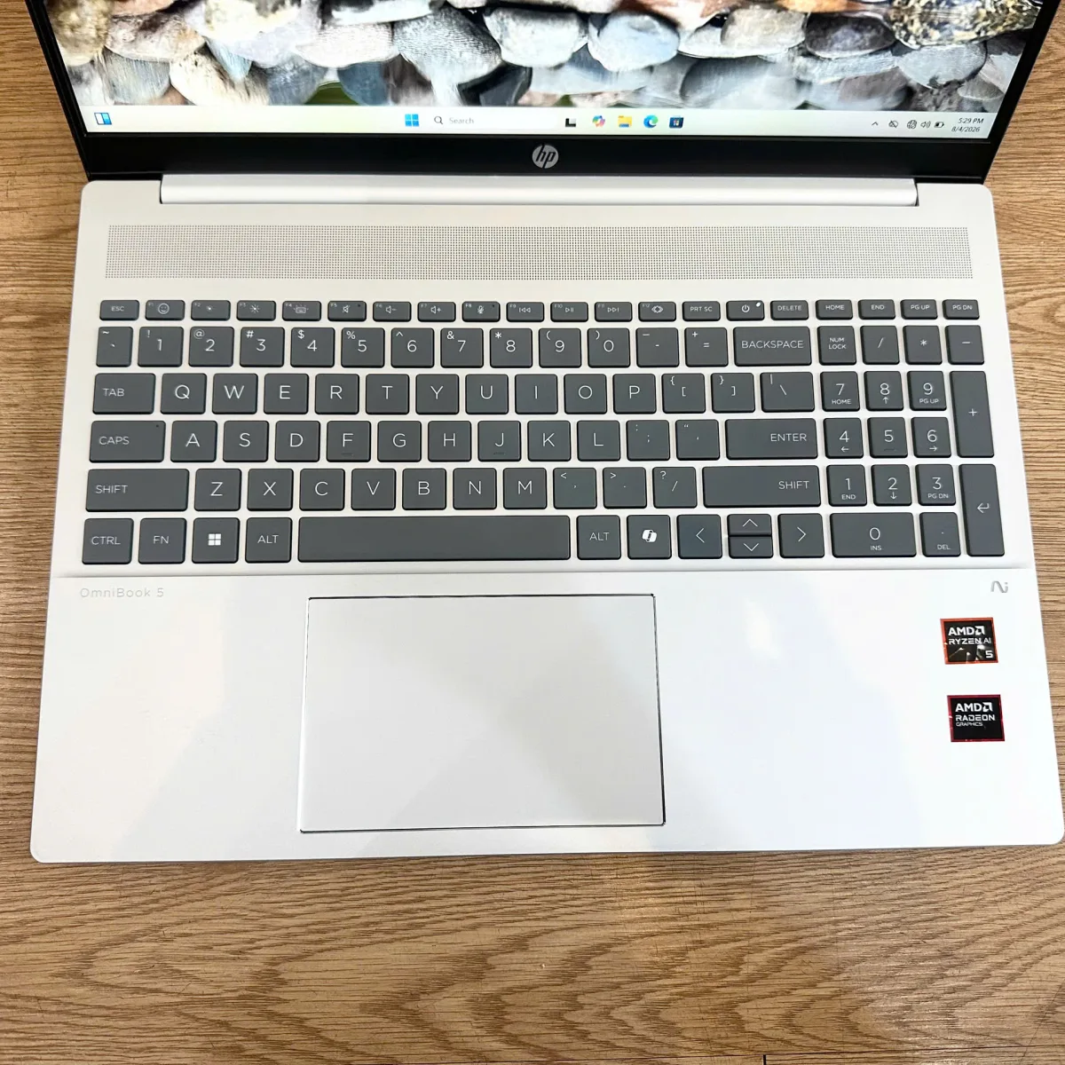 HP OmniBook 5 16-ag1068AU AMD AI 5 340/16GB/512GB/16" Touch/W11+HS24 Bạc Cũ