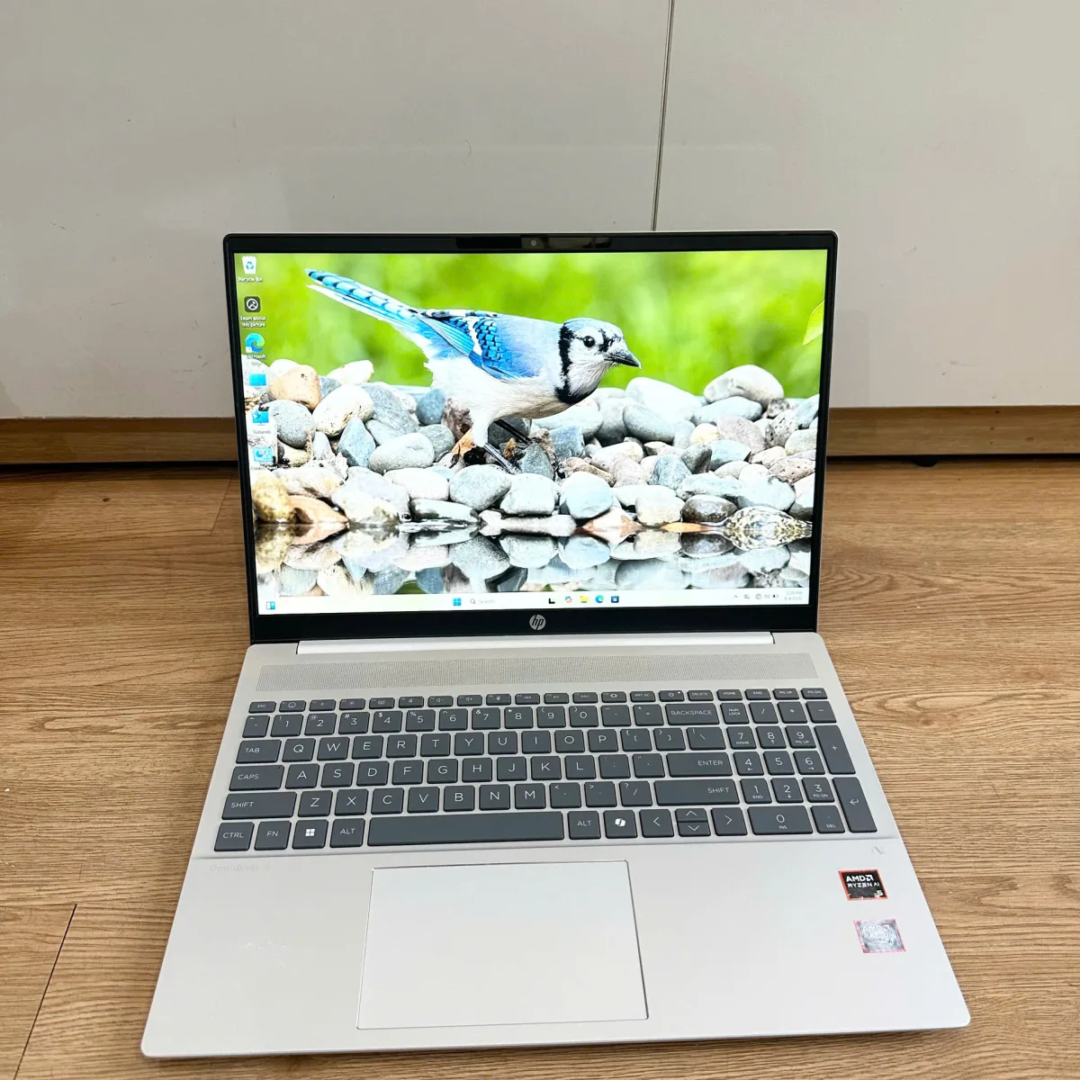 HP OmniBook 5 16-ag1068AU AMD AI 5 340/16GB/512GB/16" Touch/W11+HS24 Bạc Cũ