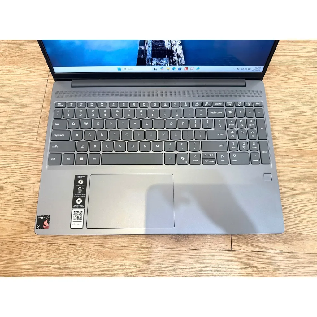 Lenovo IdeaPad Slim 3 15Q8X10 SnapX X1-26-100/AI/16GB/512G/15.3/W11 Xám Cũ đẹp