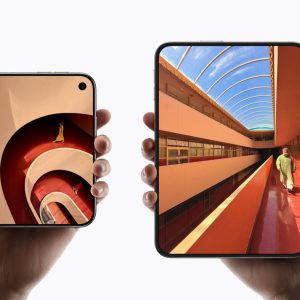 Màn hình ngoài 5,4 inch khi gập và màn hình trong 7,6 inch khi mở của iPhone Duo